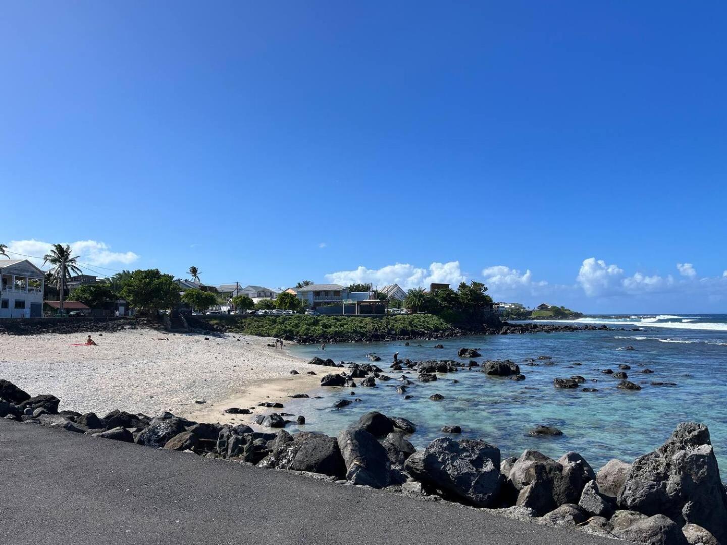 Happy Tropicaloc Apartment Saint Pierre Luaran gambar